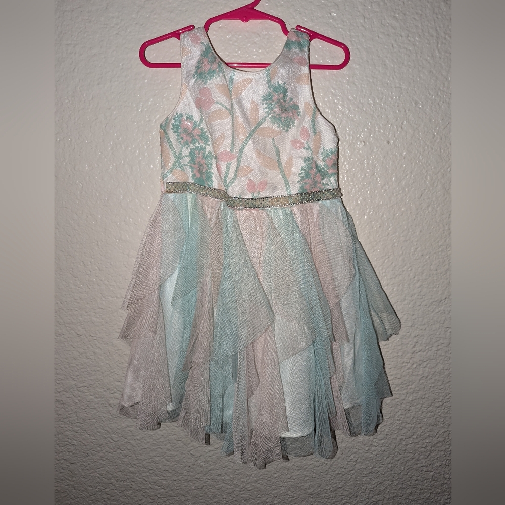Girls size 5 dress